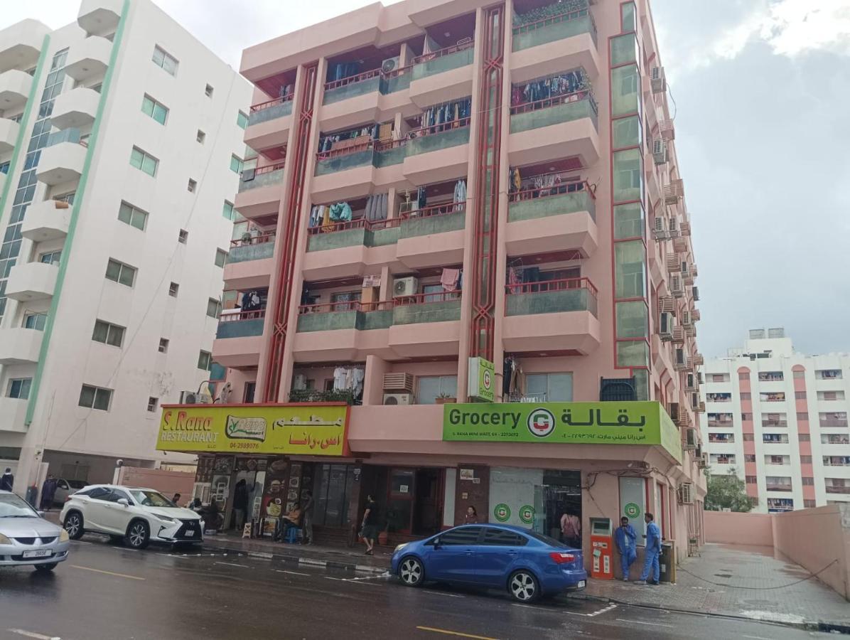 Moon Backpackers , Al Rigga , Partition For Couples And For Singles Apartamento Dubai Exterior foto